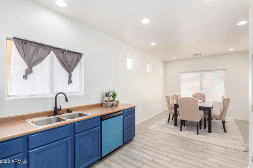 22160 Shadow Dr, Buckeye AZ  85326-7870 exterior