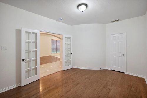 702 Escapade Ct, Midlothian TX  76065-8850 exterior