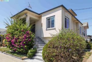 5653 Gaskill St, Oakland, CA 94608-2739