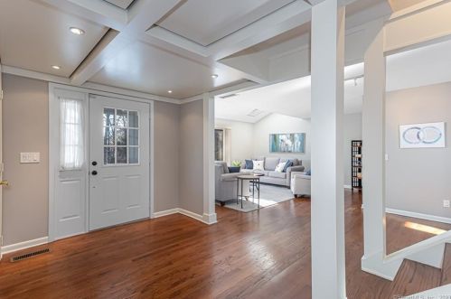 46 Merriland Rd, Stamford CT  06903-1717 exterior