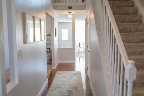 317 Edgemont Ct, Pataskala, OH 43062-7318