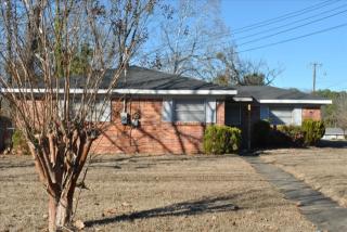 1397 Adrian Ln, Montgomery, AL 36111-2000