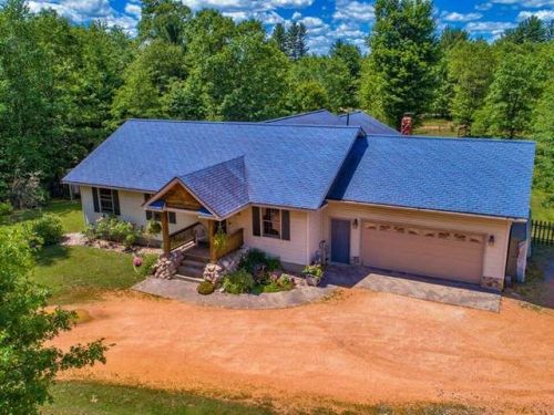 4593 Landing Rd, Woodboro, WI 54501-8704
