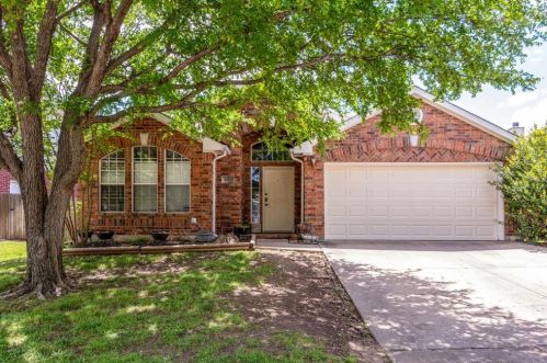 6701 Andress Dr, Fort Worth, TX 76132-2999