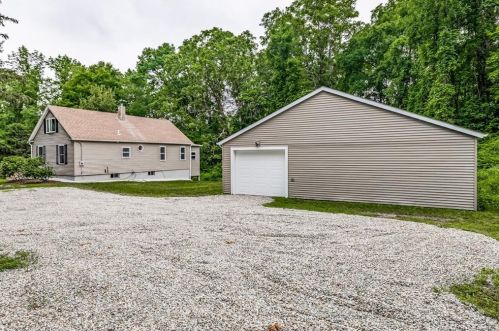 12 Icehouse Rd, Norwich CT  06351-3207 exterior