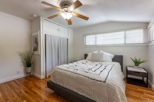 2845 Iroquois Ave, Long Beach CA  90815-1509 exterior