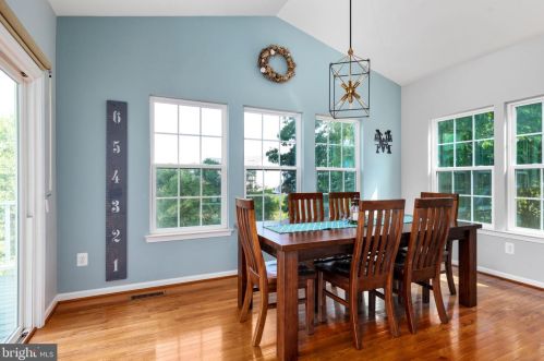 111 Eisentown Dr, Lovettsville VA  20180-8547 exterior