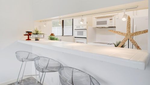 95 Colorados Dr, Millbrae CA  94030-2107 exterior