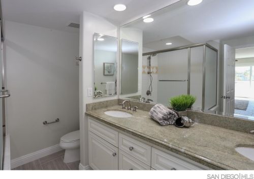 80 Montego Ct, San Diego CA 92118-3253 exterior