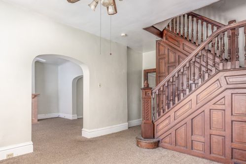 504 9th Ave, Whitaker, PA 15120-1916