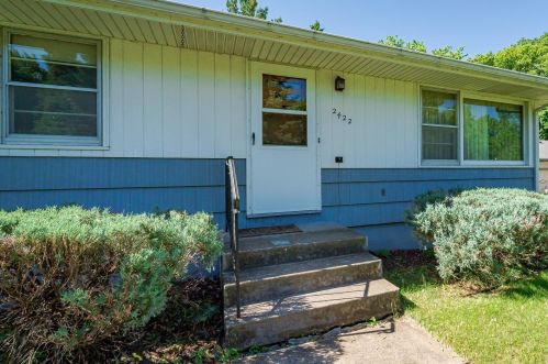 2422 53rd St, South Saint Paul MN  55076-1210 exterior