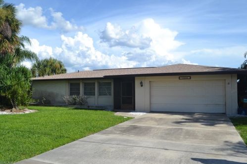 1606 28th St, Cape Coral, FL 33904-3251