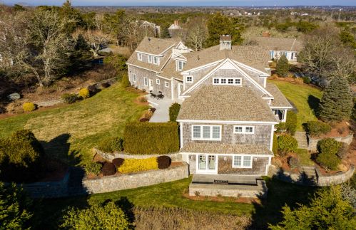 230 Skyline Dr, Chatham MA  02633-1720 exterior