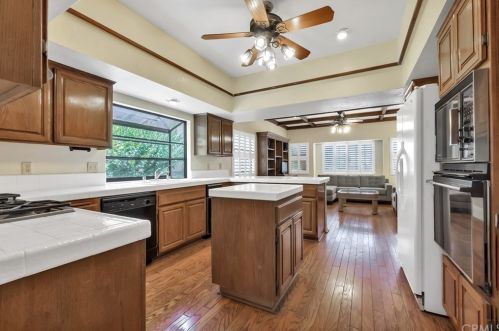 6525 Beachview Dr, Rancho Palos Verdes CA  90275-5800 exterior