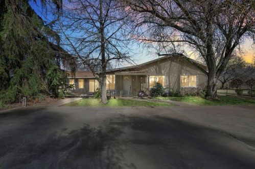 21361 Highway 26, Linden, CA 95236-9413