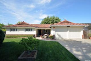 1704 Iris Ct, Modesto, CA 95355-4301