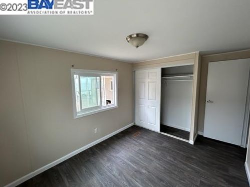 321 3rd Ave, Pacifica CA  94044-2204 exterior