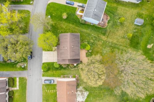 1220 Harvest Ct, Bridgeville PA  15017-1108 exterior