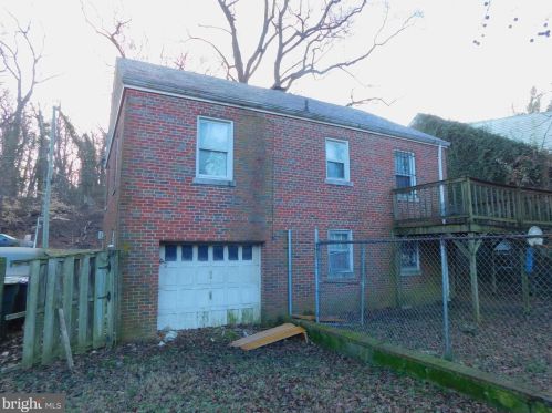 1721 38th St, Washington, DC 20020-2329