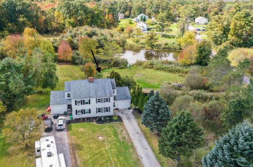 4 Senter Cove Rd, Derry, NH 03038-4010