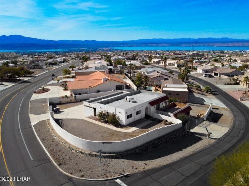 3430 Fiesta Dr, Lake Havasu City, AZ 86404-2728