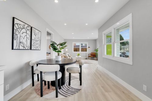 6549 Kensington Ave, Richmond CA  94805-1664 exterior