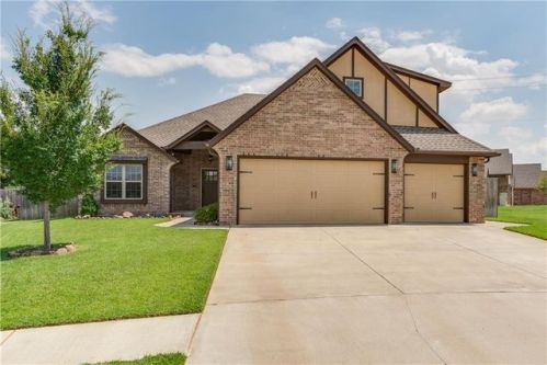 11704 24th Ter, Yukon, OK 73099-1919