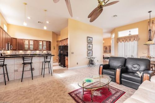 796 Grand Rpd Blvd, Naples FL 34120-4469 exterior