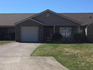 10044 Greylock Way, Knoxville, TN 37931-4643
