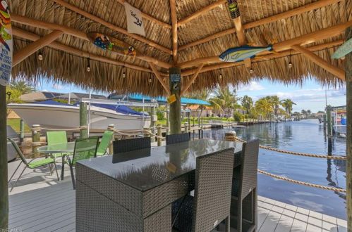 2807 20 Ave, Cape Coral FL  33904-4020 exterior