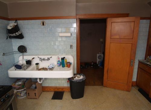 5722 Beloit Rd, Milwaukee WI 53219-2412 exterior