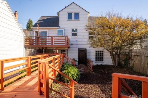 3963 Coolidge Ave, Oakland CA  94602-3428 exterior