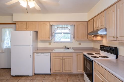 824 Stutely Pl, Miamisburg OH  45342-2025 exterior