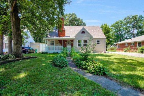 16 Indian Trl, Gary, IN 46410-4725