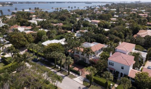230 Valencia Rd, West Palm Beach, FL 33401-8045