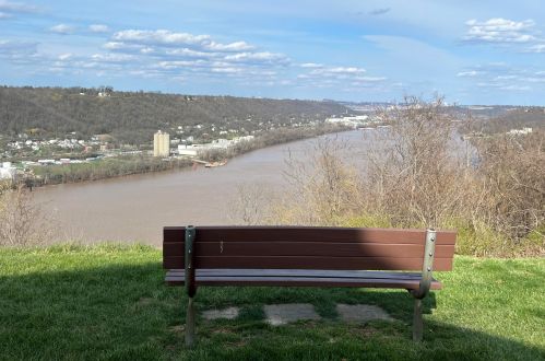 2926 Vista Ct, Covington KY  41017-3687 exterior