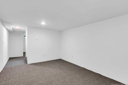 835 Farmington Ave, New Britain CT  06053-1349 exterior