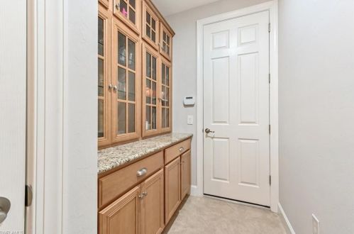 16157 Camden Lakes Cir, Naples FL  34110-2880 exterior