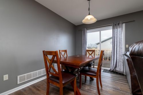 9193 Twins St, Brainerd, MN 56401-6256
