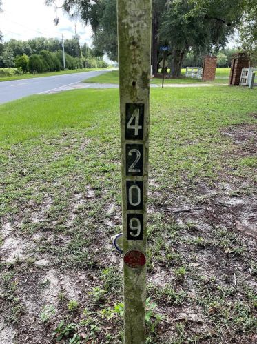 4209 Pinemount Rd, Lake City, FL 32024-0906