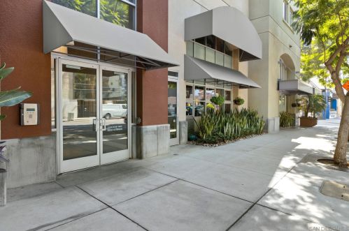 1501 Front St, San Diego CA  92101-2973 exterior