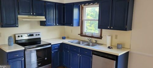 120 Virginia Ave, Carlisle PA  17013-1072 exterior