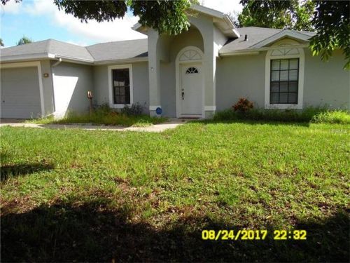 1119 Treadway Dr, Deltona, FL 32738-6826