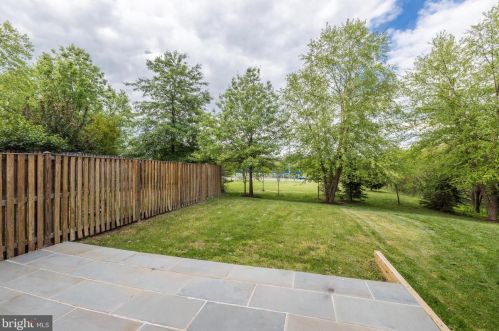 43768 Lees Mill Sq, Leesburg, VA 20176-3821