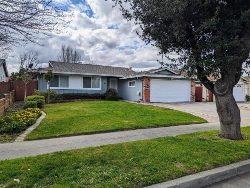 2677 Sherlock Dr, San Jose, CA 95121-2766