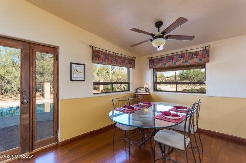 140 Montecello Ct, Tucson AZ exterior