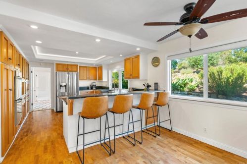 1322 Hamilton Ln, Escondido CA  92029-4316 exterior