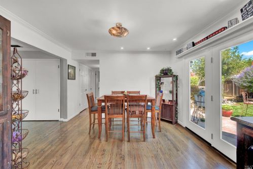 73 Westwood St, Vacaville CA  95688-3625 exterior