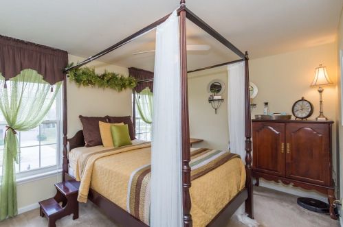 634 Ellen Dr, Cincinnati OH 45255-4917 exterior