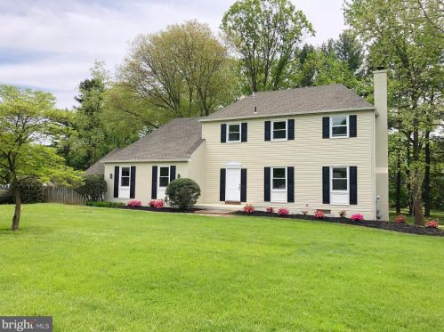 830 Belfry Dr, Blue Bell, PA 19422-1210